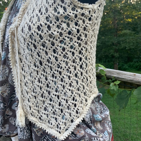 Vintage Crochet Doily Vest - Picture 3 of 6